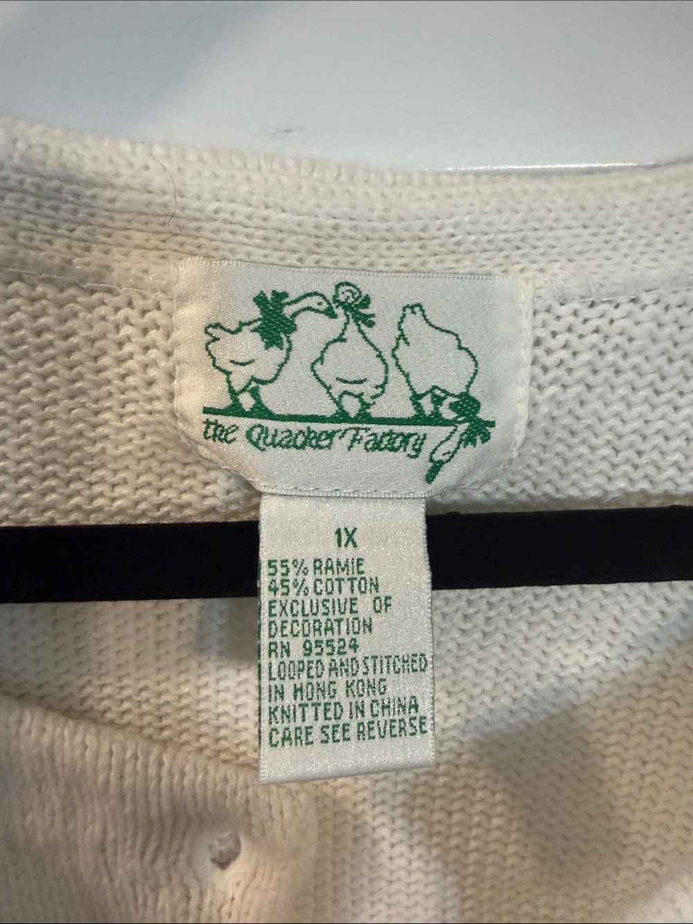 The Quaker factory palm tree sweater with palm tree button covers 1X - Picture 2 of 8